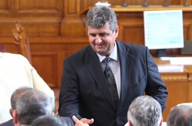 Петър Якимов положи клетва като депутат на мястото на Димитър Аврамов