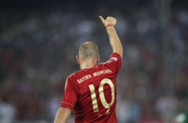 ВИДЕО: Байерн победи Волфсбург пред 50 хиляди в Гуанджоу