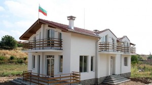Първите бисерчани се нанесоха в новите си домове
