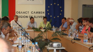 Десислава Танева организира среща в Сливен с министър Найденов за