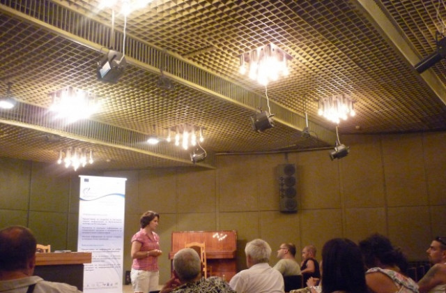 Три заявления за интерес към енергийния проект за обновяване на жилищата