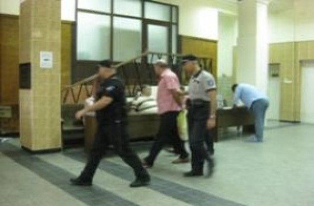 Поддръжници на Илко Илев: Има политически натиск върху делото