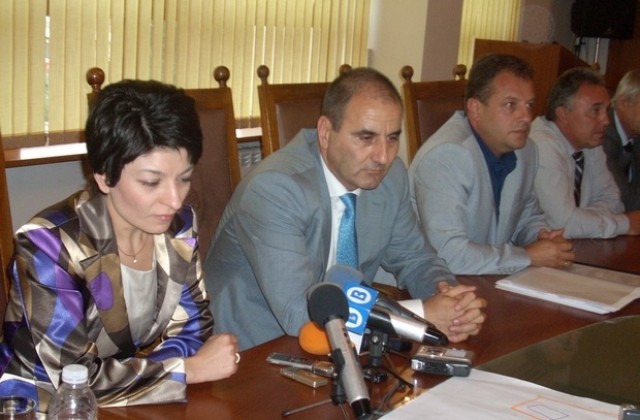 До часове МВР ще разполага със снимка на терориста, взривил автобус на летището в Бургас