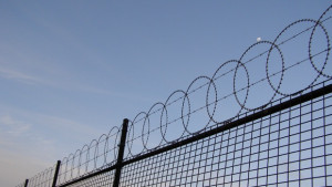 Хванаха охранител на затвор в София разпространявал наркотици