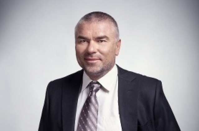 Представят Марешки в понеделник в 18.30, а в 19 той играе с черно-белия екип