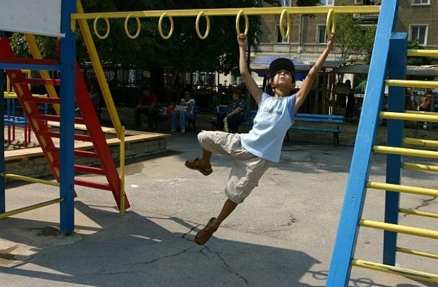 Ремонтират детски градини в община Тунджа