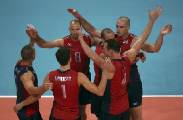 САЩ започна с победа защитата на титлата си по волейбол