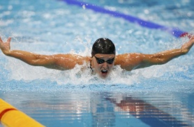 Дана Волмер е олимпийска шампионка по плуване на 100 метра бътерфлай