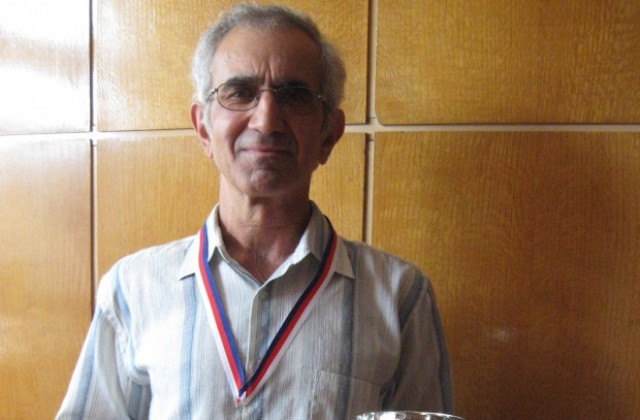Г. Стоянова поздрави 64-годишен ултрамаратонец
