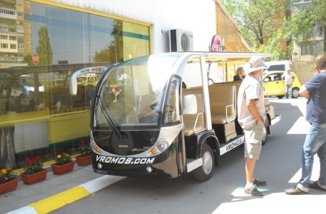 Презентация на електромобили и електрически мотопеди