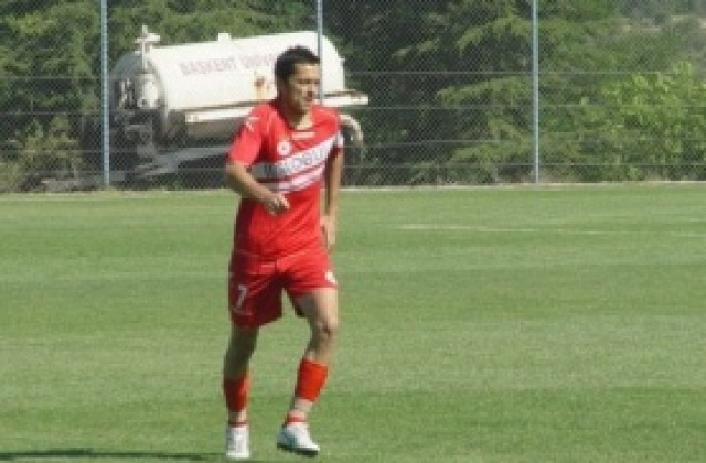 Славия се интересува от Христо Янев