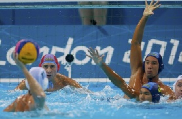 Австралия спечели първа победа на олимпийския турнир по водна топка