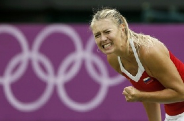 Мария Шарапова с трудна победа