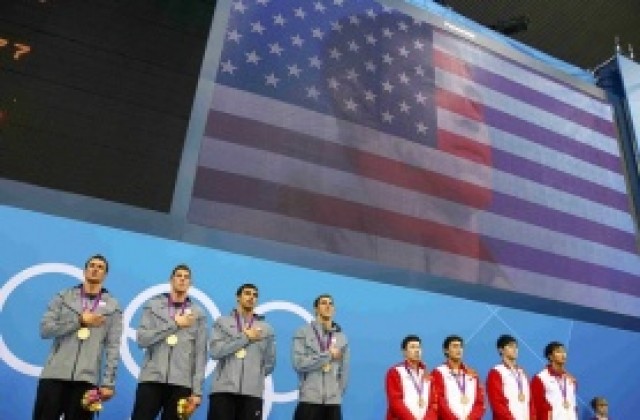 САЩ спечели щафетата 4 по 200 метра свободен стил