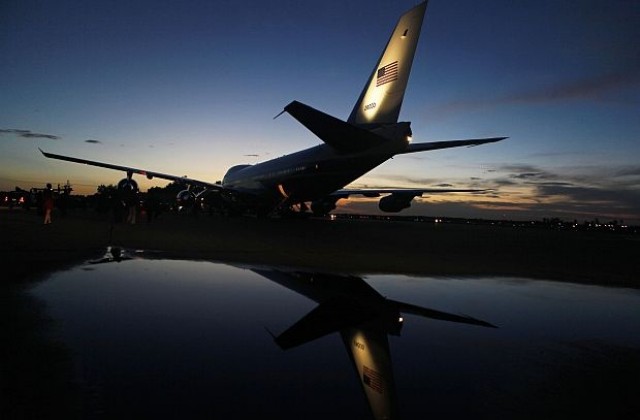 Тексаското летище Сан Антонио поднови работата си след бомбената заплаха