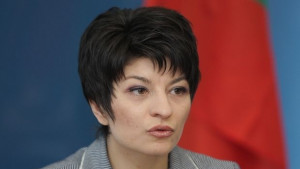 Лекарствата ще поевтиняват още и драстично