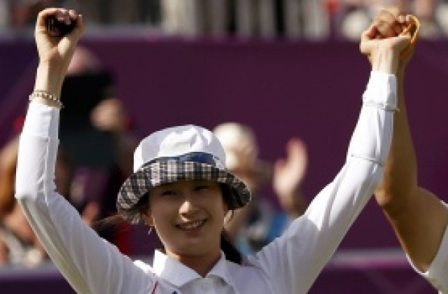 Корейка спечели златото, две мексиканки допълниха призовата тройка