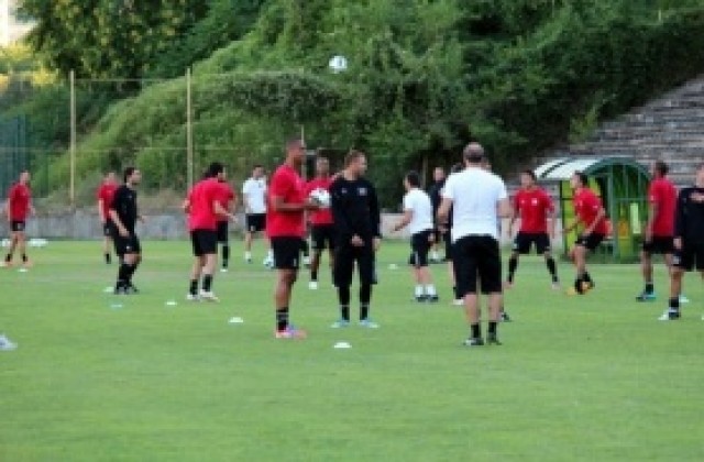 Локо Пд обърна Гигант с две дузпи