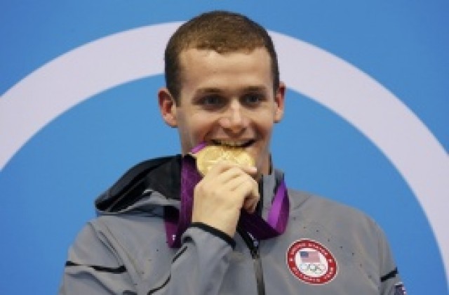 Тайлър Клери отмъкна златото от Лохте в плуването на 200 метра гръб