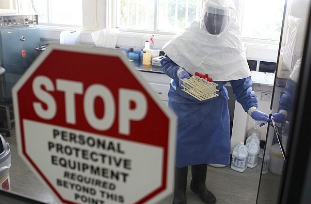 Над 200 души в Уганда са под наблюдение за симптоми на Ебола