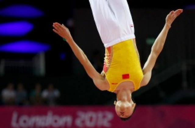 Дун Дун шампион на батут, българка сред съдиите