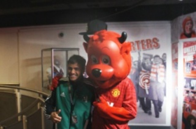 ВИДЕО: Обиколка на „Олд Трафорд“ с Лудогорец