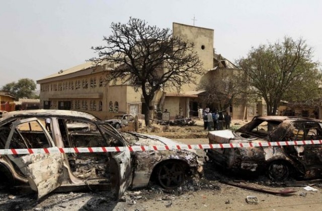 Предполагаем атентатор-самоубиец се взриви в Кения, девет ранени