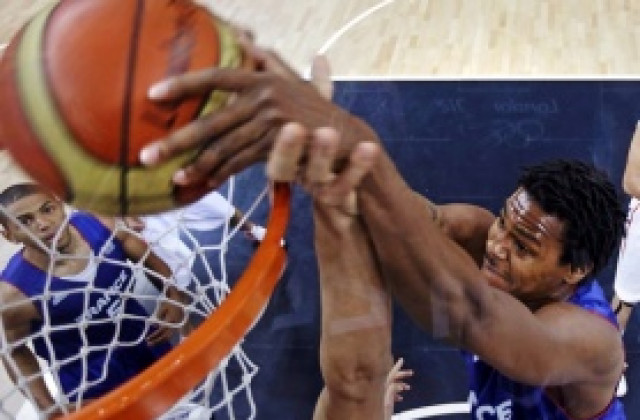 Франция се измъчи срещу аутсайдера Тунис