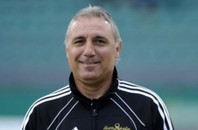 Стоичков захапа Боби Михайлов: Мисли само къде ще щрака с пръсти