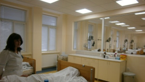 Повече от 14 000 хоспитализации e заплатила РЗОК за полугодието