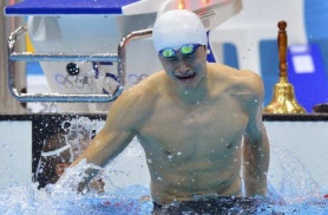 Сун Ян е шампион на 1500 метра свободен стил с нов световен рекорд