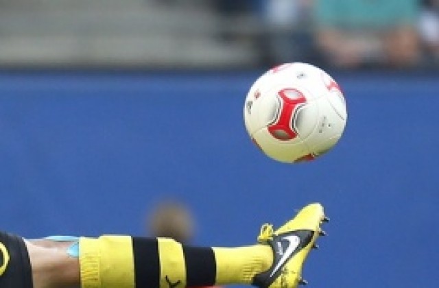 Нигерийски футболист почина на терена