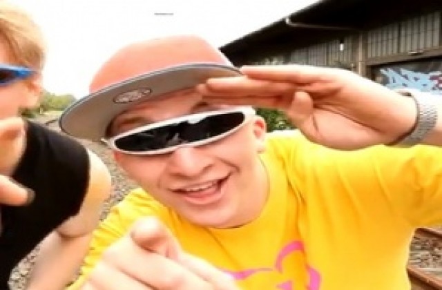 Немски рапър възпя фекалиите на Златните