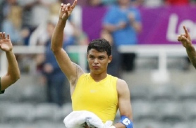 Тиаго Силва също се разприказва: ПСЖ води преговори с Моура