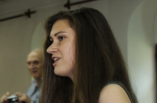 Анита Стоянова- носителят на най- голямата общинска стипендия