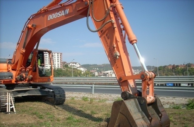 Наливат 35 млн. лева в по-модерна канализация на Сопот