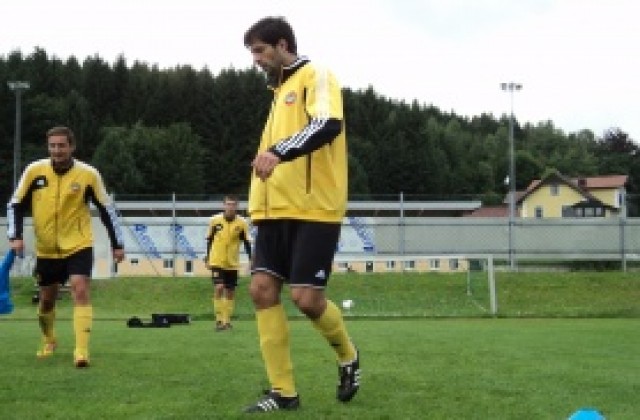 Работните визи на Бобан, Вандер и Артур са готови