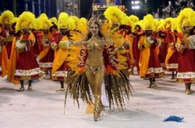 Окрадоха бразилска танцьорка