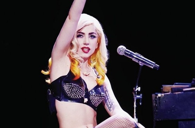 Лейди Гага пристига в събота