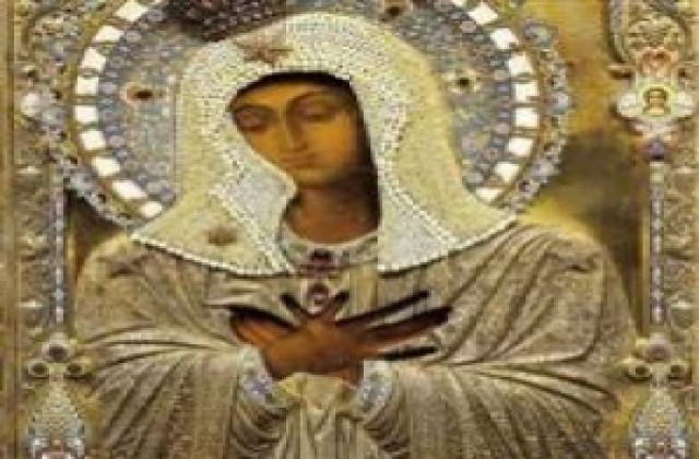 Чудотворна икона на Св. Богородица посрещат в Попово
