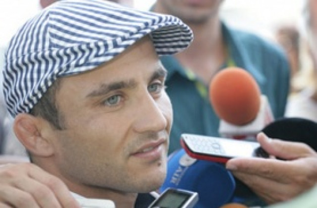 Радослав Великов загуби осминафинала