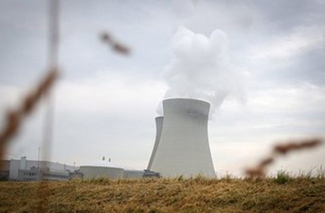 Белгия предупреди за микропукнатина в резервоара на свой реактор