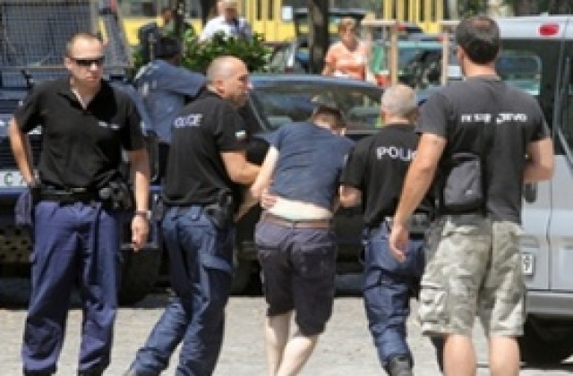 Над 100 полицаи ще охраняват футболната среща между Литекс и ЦСКА