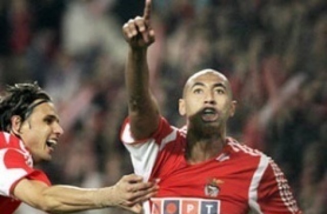 ВИДЕО: Капитанът на Бенфика нокаутира съдия в приятелски мач