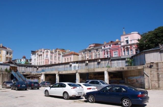 Държавата дава пари за лапидариум на мястото на Дупката