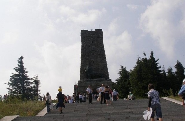 Вечният огън на Шипка отново ще гори след 35-годишна пауза