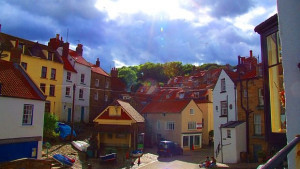 Наричат испански кмет Робин Худ заради акциите му в помощ