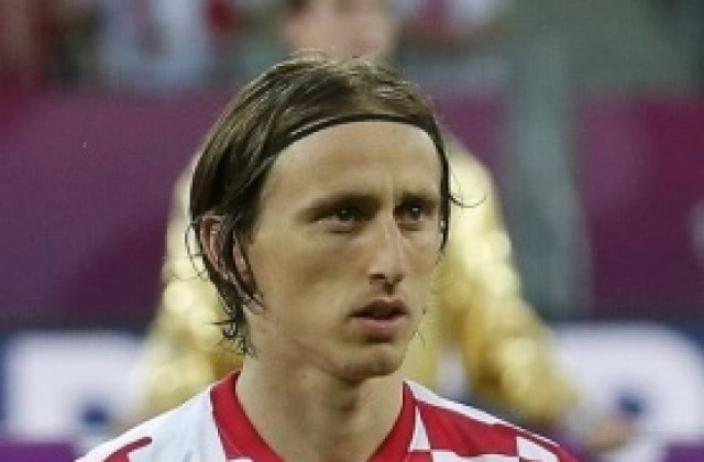 Модрич лети в четвъртък за Мадрид, минава медицински прегледи и подписва