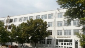 Крадци задигнаха агрегата на математическата гимназия в Силистра