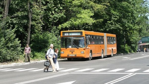 Автобус на градския транспорт изгоря в София няма пострадали